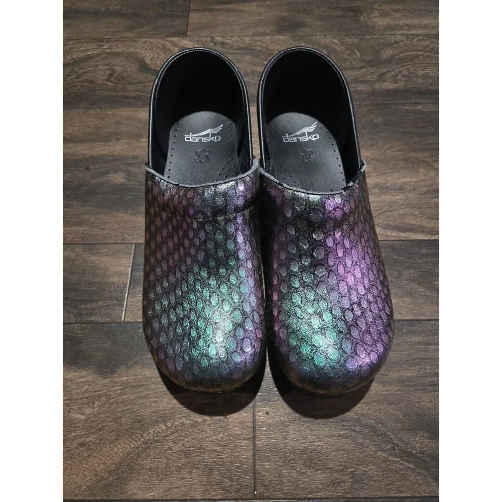 Dansko Professional Dot Comfort Clogs Size 41 Iridescent